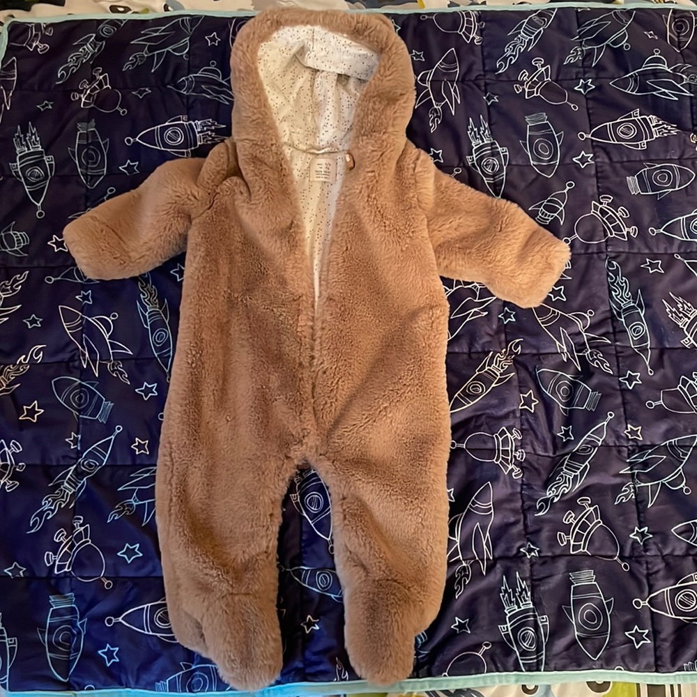 Zara Teddybear suit 6-9mths